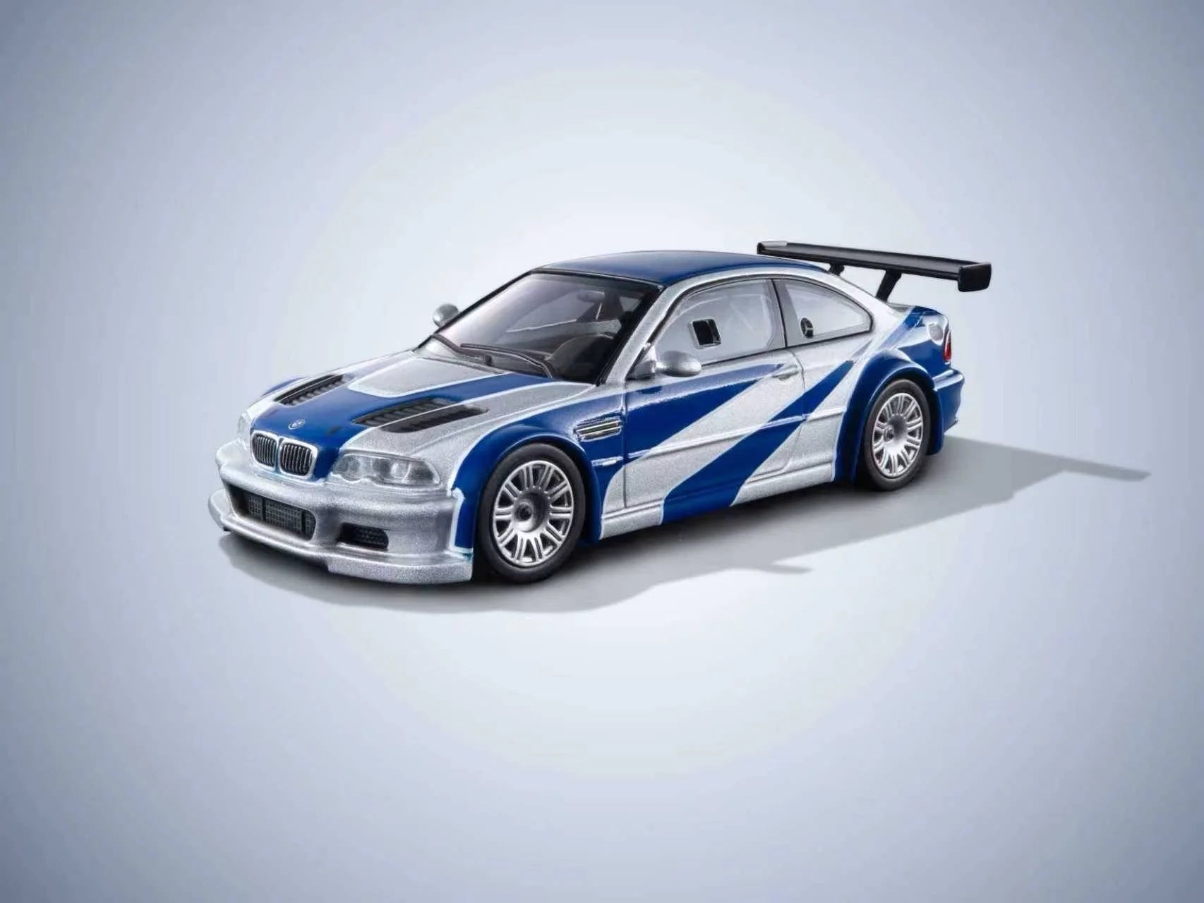 AR Box 1:64 宝马BMW/极品飞车双授权产品 M3 E46 GTR 高端版