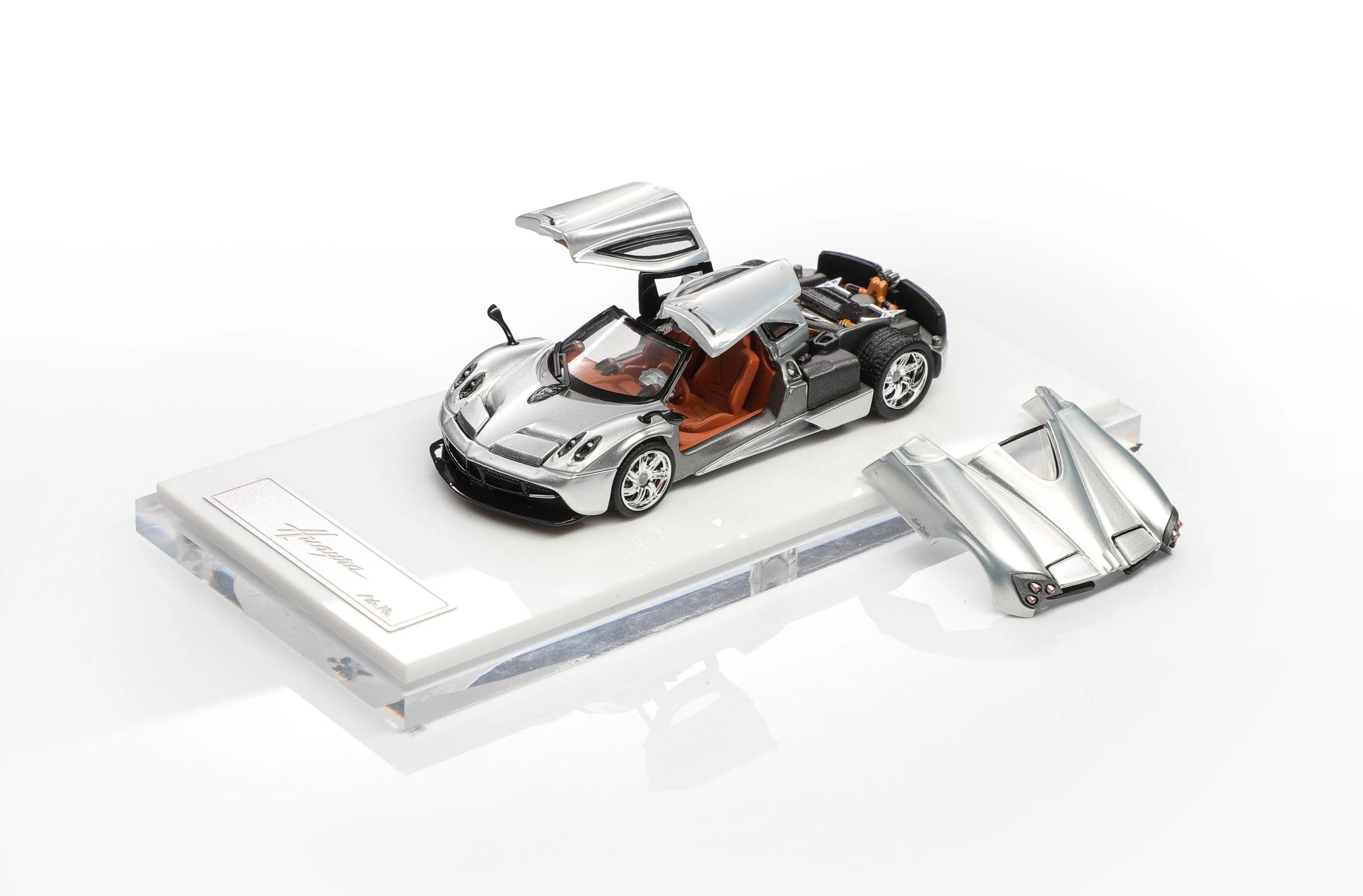 HKM 精品 1:64 合金模型!帕加尼风神 Coupe 2014 银色