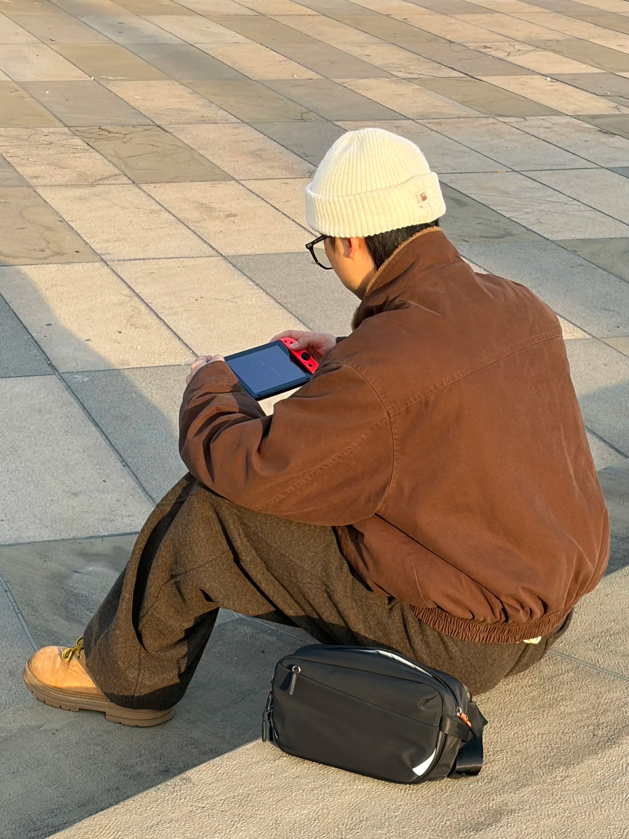 单肩包 | 一款时尚百搭的包包,几乎可以装下所有物品