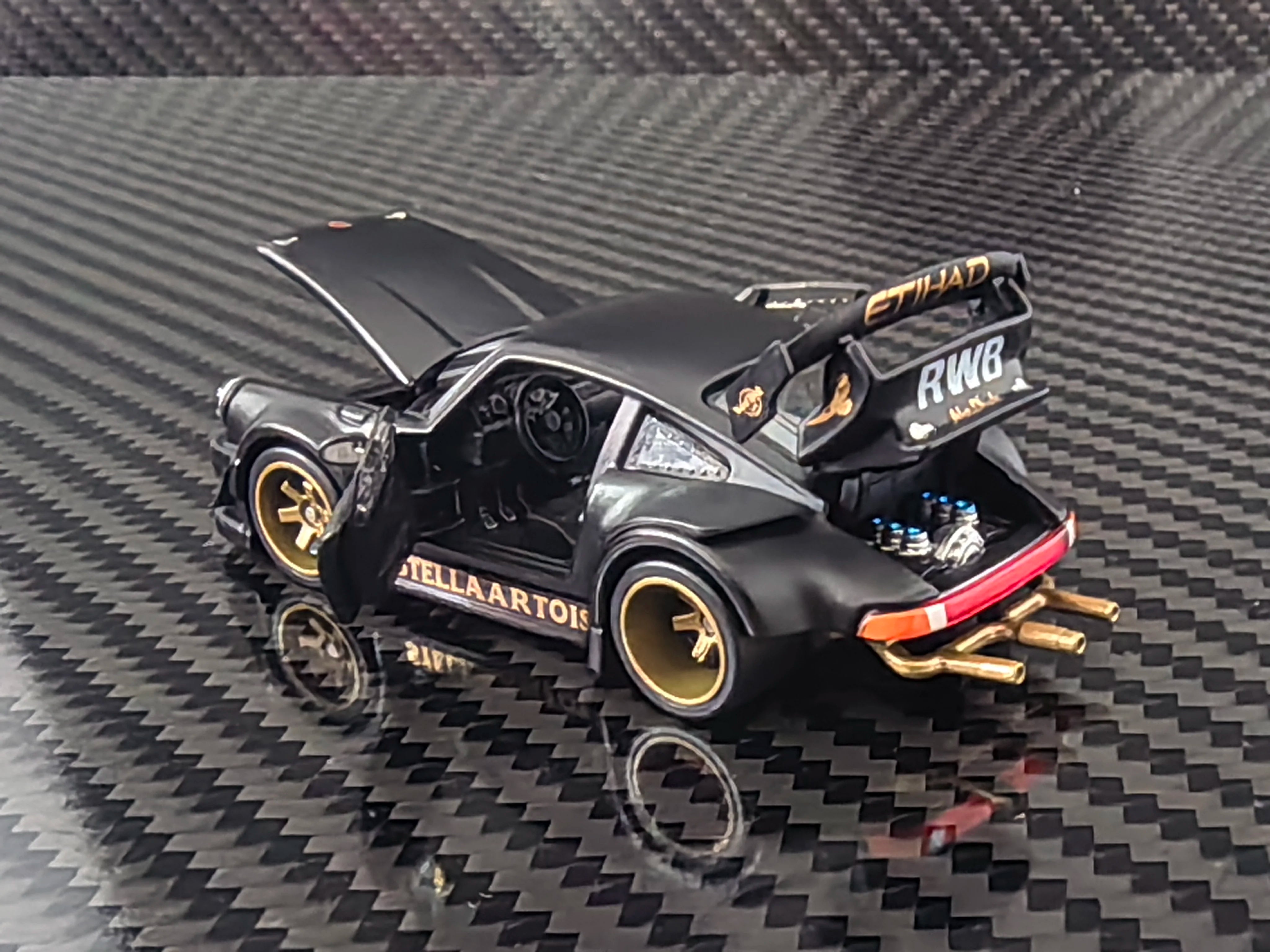 HG64 x FG Model 1:64 Custom Edition RWB 930 Stella Artois Matte Black Livery Limited to 1999