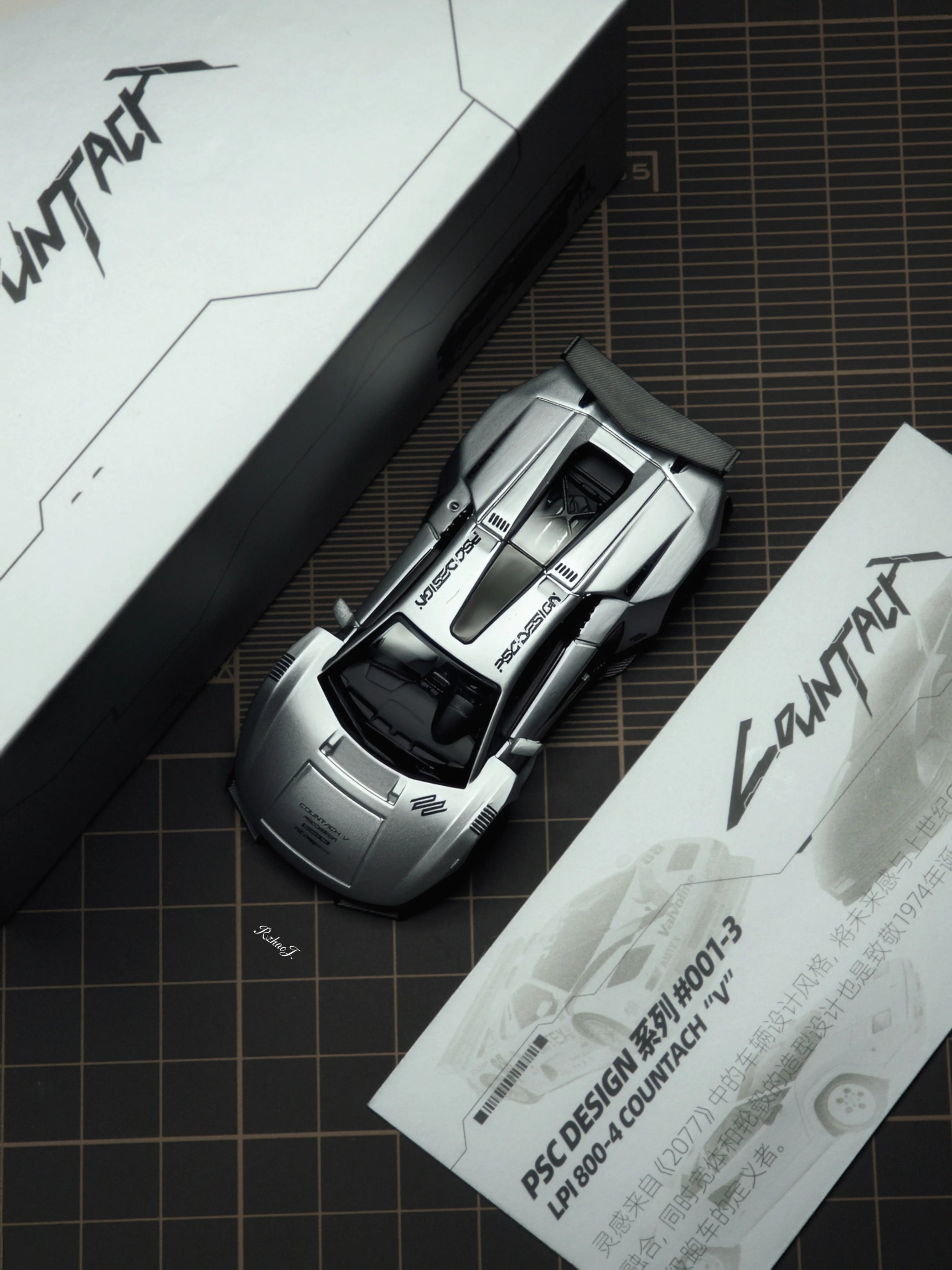 TIME MICRO X PSC DESIGN 1:64 赛博朋克 兰博基尼Countach 新加坡限量版