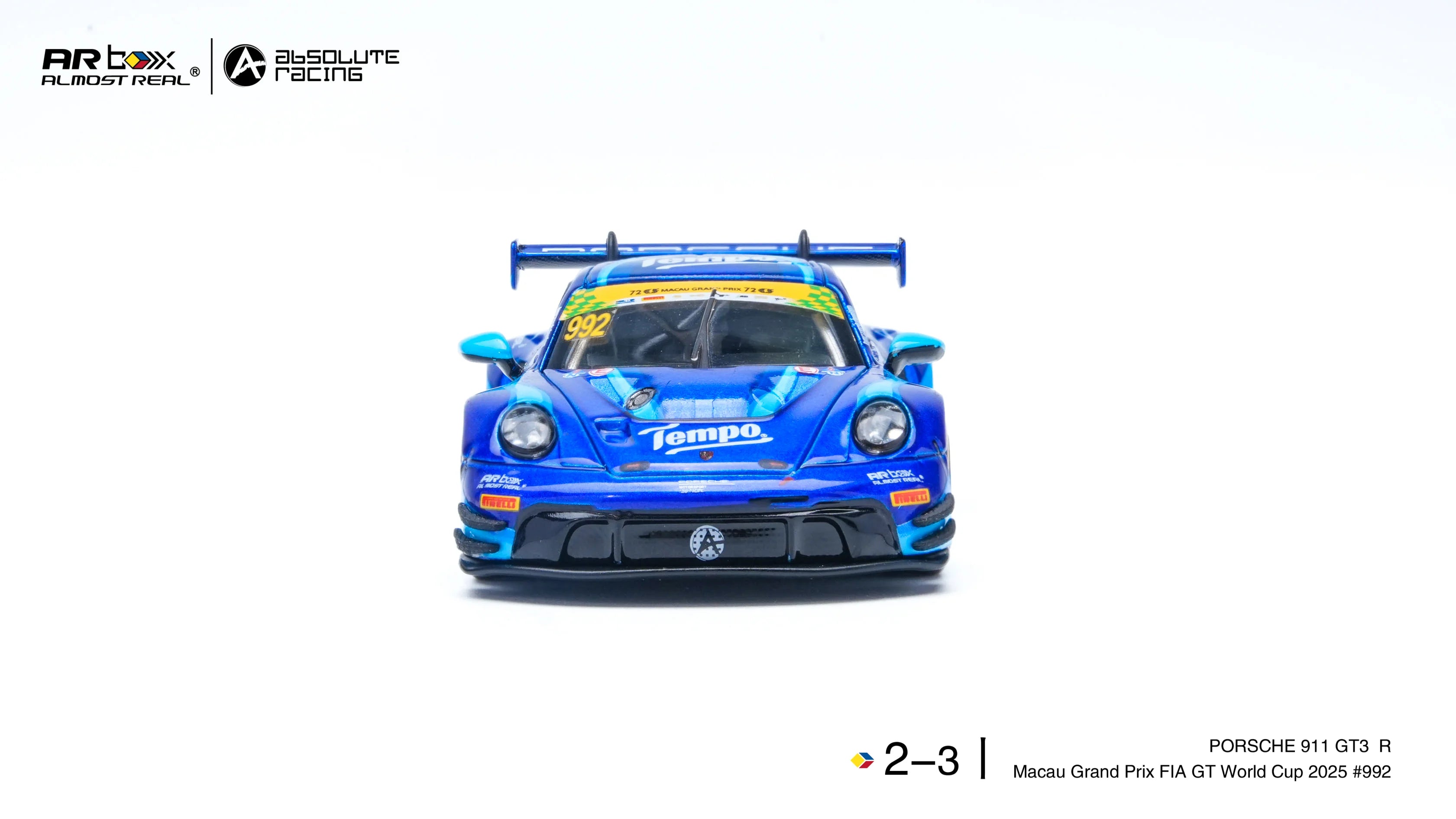 AR 盒装 1:64 保时捷 992 GT3 R