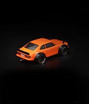 POP RACE 1:64 - TOYOTA COROLLA KE25 ORANGE - PR640409