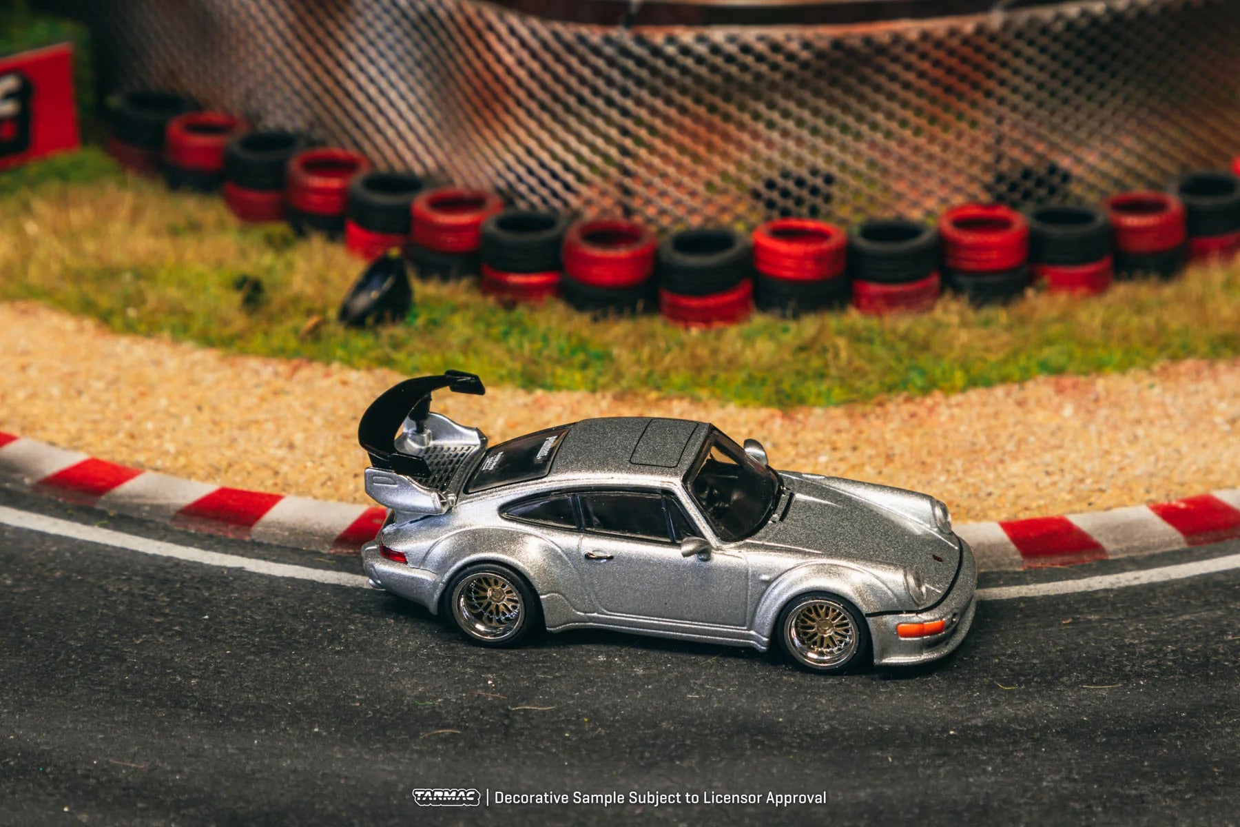 TARMAC WORKS 1:64 RWB 964 Silver T64-037-SL