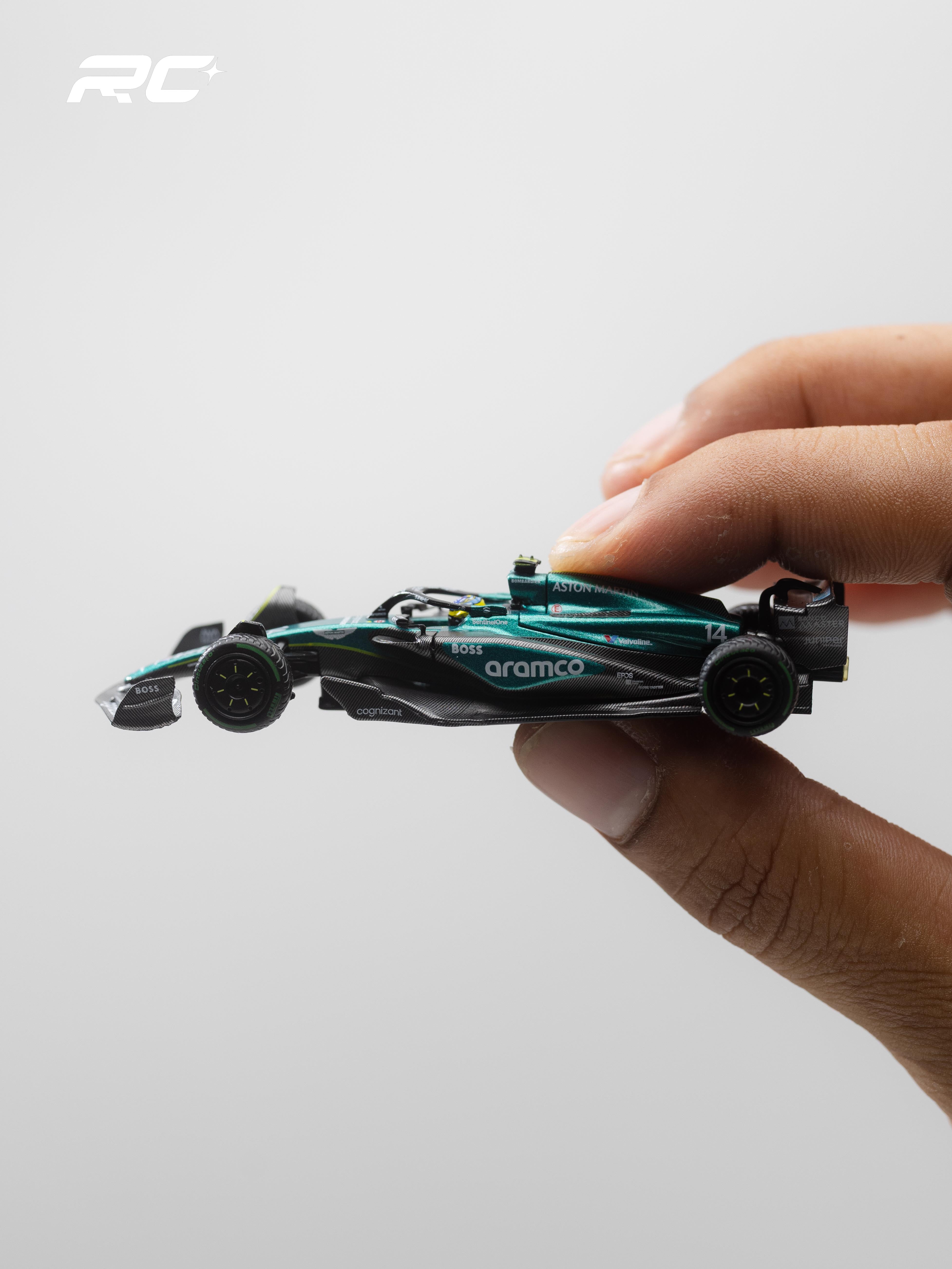 MINIGT 1:64 ASTON MARTIN AMR24 #14 FERNANDO ALONSO
