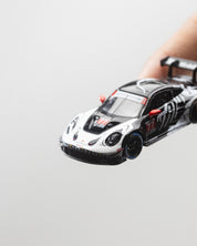 MINIGT 1/64 - Porsche 911 GT3 R #77 AO Racing 2025 IMSA  Petit Le Mans BL