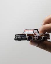 KaidoHouse x Mini GT Chevrolet Silverado KAIDO Intimidator V1 KHMG212