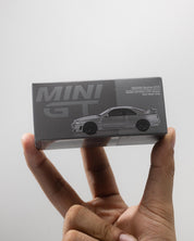 MINIGT 1/64 - NISSAN Skyline GT-R Dark Metal Gray (NISMO BCNR33 CRS Version)
