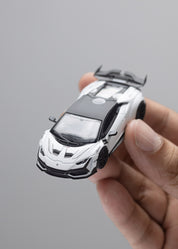 King Model 1:64 Hurricane Huracan DarwinPRO The "Lilith" Lilith WBK Metallic White