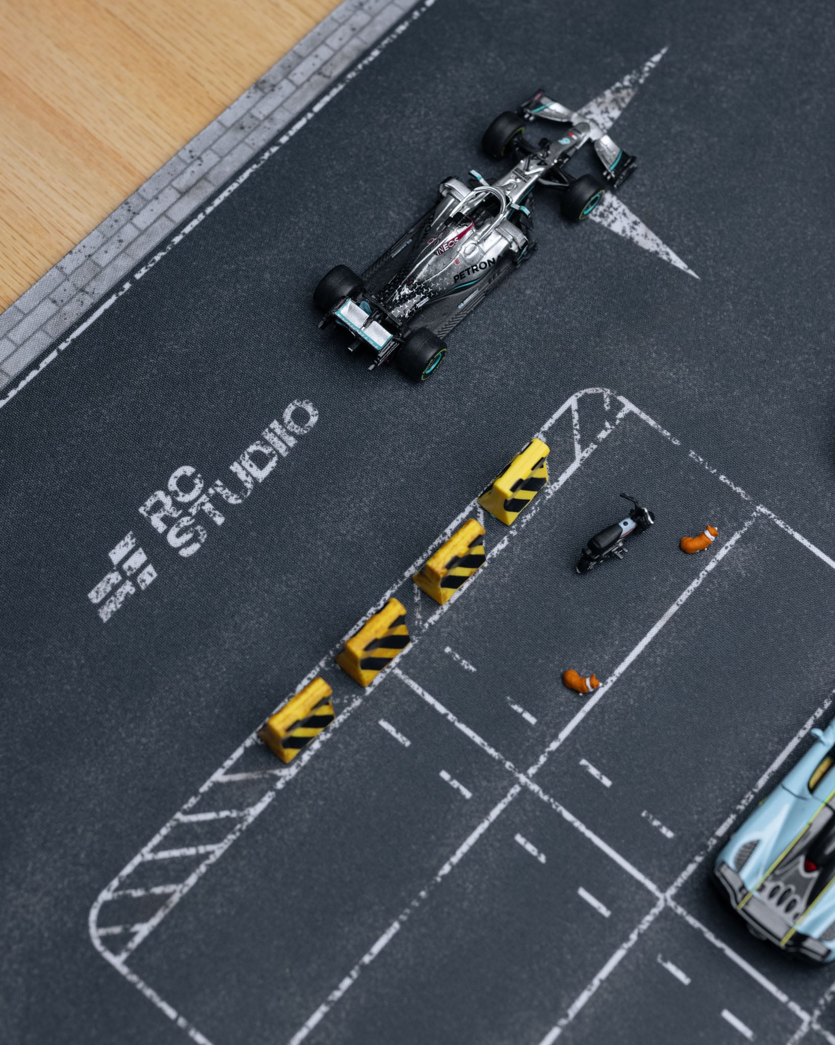 RC STUDIIO 鼠标垫和停车场景 2 1/64