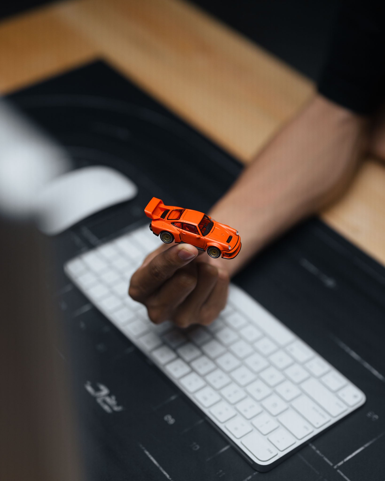 RC STUDIIO 赛车垫与停车场 1/64