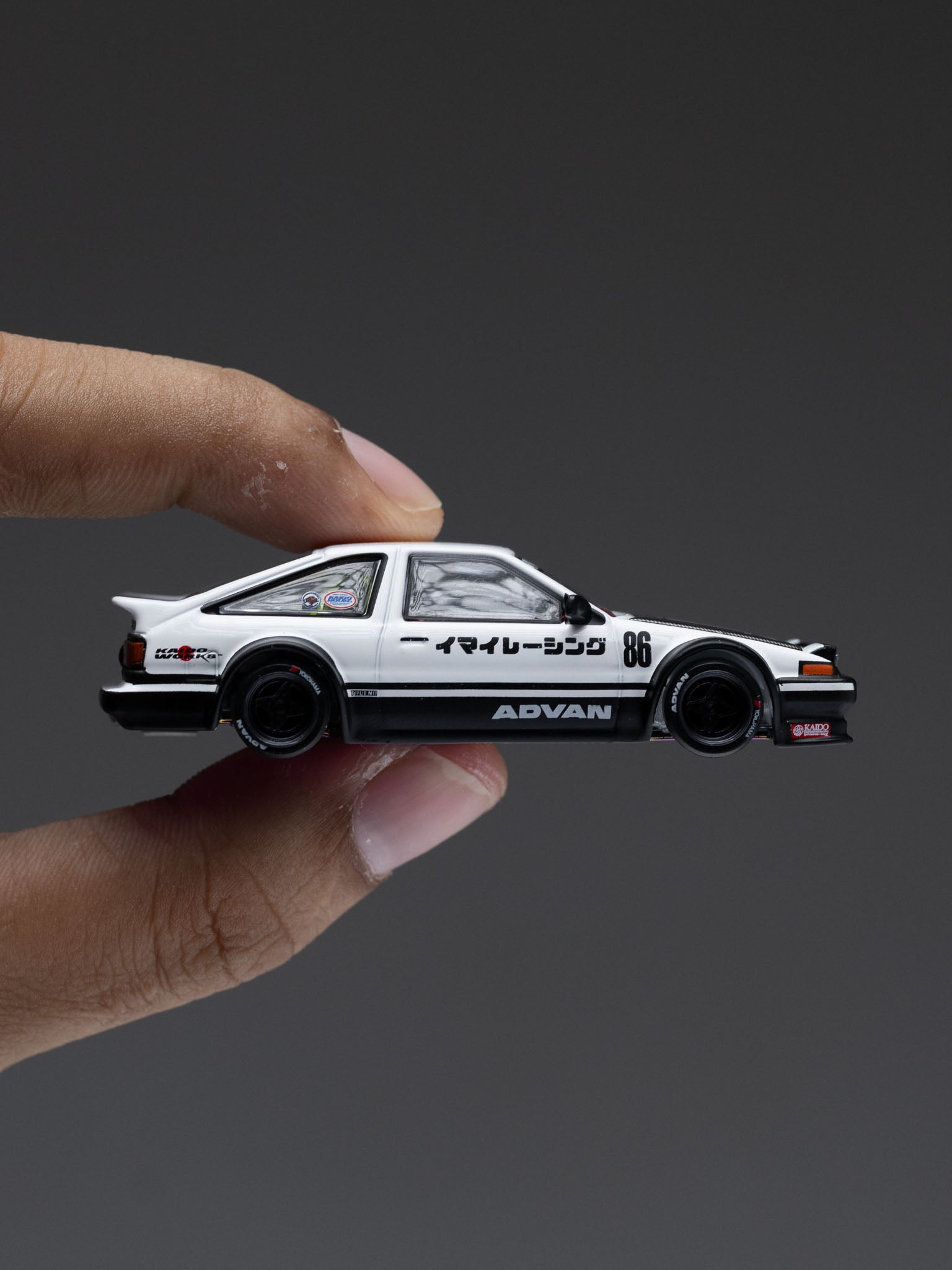 KAIDO HOUSE X MINI GT 1:64 丰田AE86 Sprinter Trueno Kaido Street V1 - KHMG180
