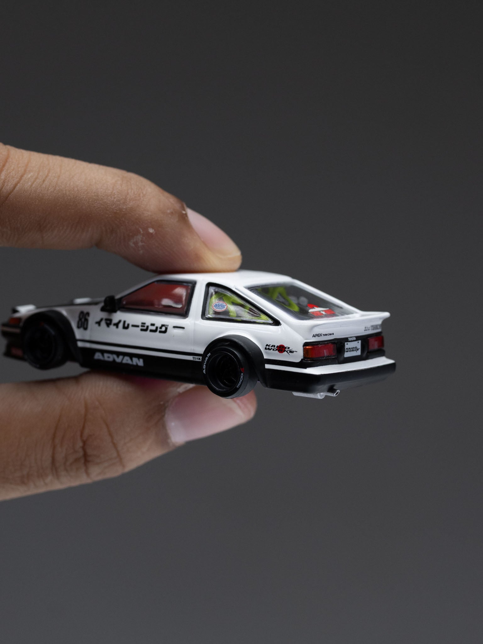 KAIDO HOUSE X MINI GT 1:64 丰田AE86 Sprinter Trueno Kaido Street V1 - KHMG180