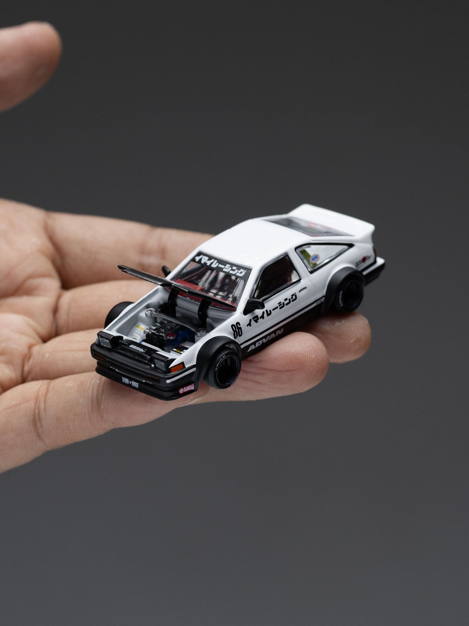 KAIDO HOUSE X MINI GT 1:64 Toyota AE86 Sprinter Trueno Kaido Street V1 - KHMG180