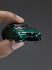 MINIGT 1/64 BMW M5 (G90) Isle of Man – Green Metallic