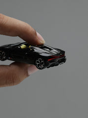 MiniGT 1/64 Bugatti W16 Mistral
Black