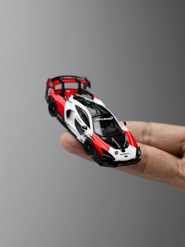 LCD 1:64 迈凯轮塞纳 GTR 万宝路