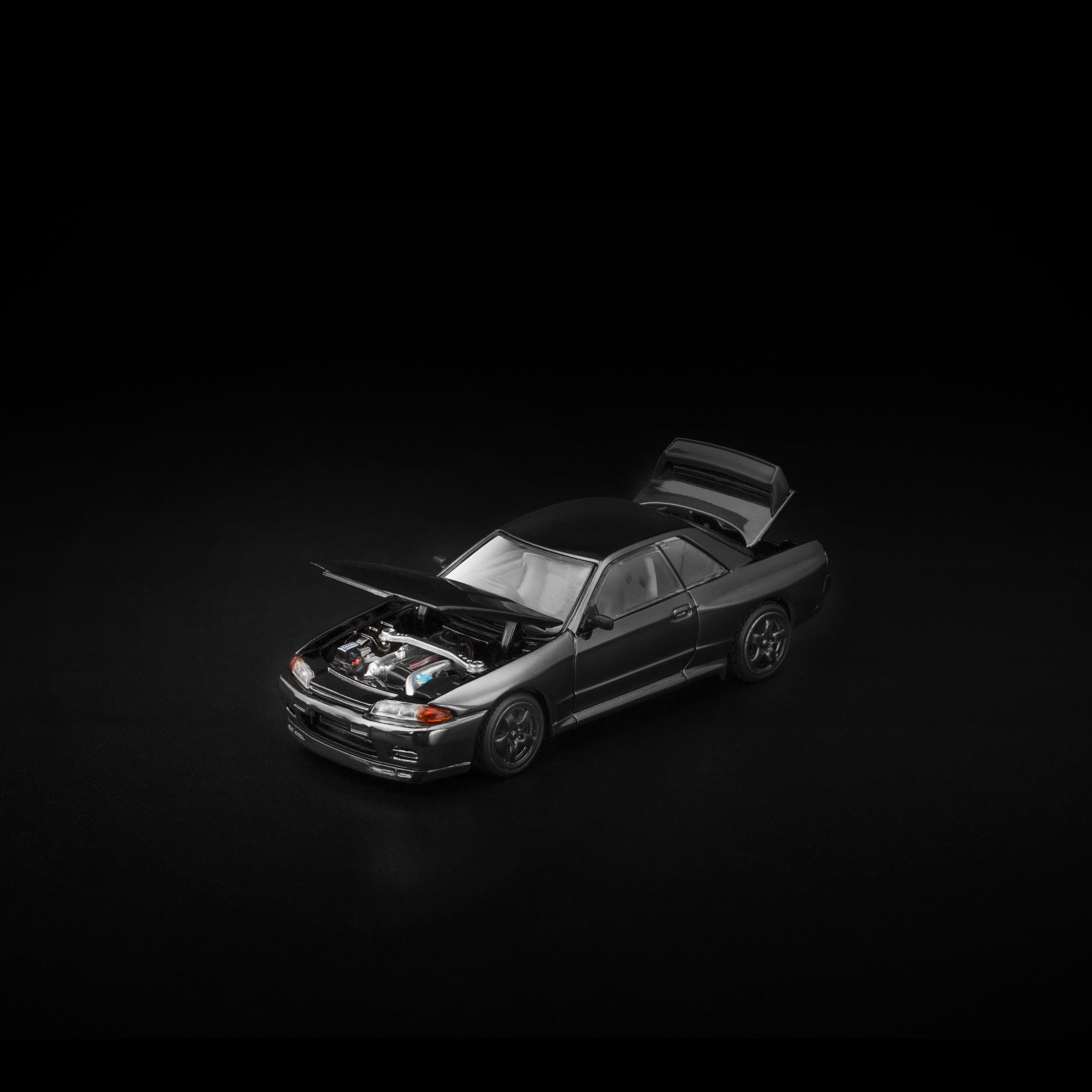 POP RACE - R32 GT-R DARK CHROME - PRDC002