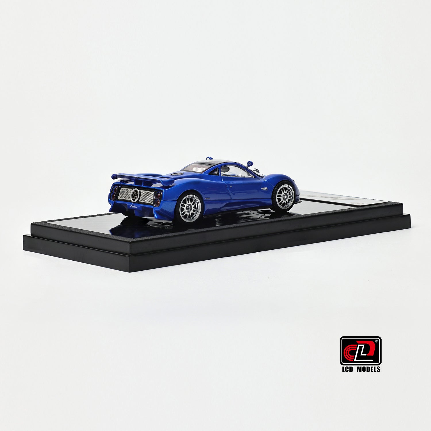 LCD 1:64 帕加尼风之子蓝色