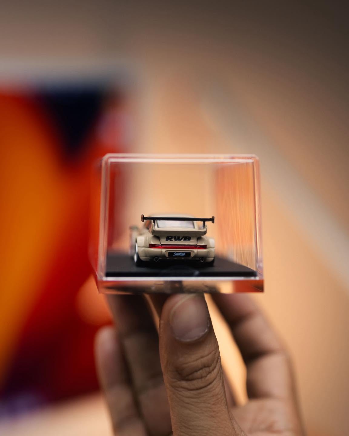 TIMEMICRO 1:64 保时捷 RWB 964 米色