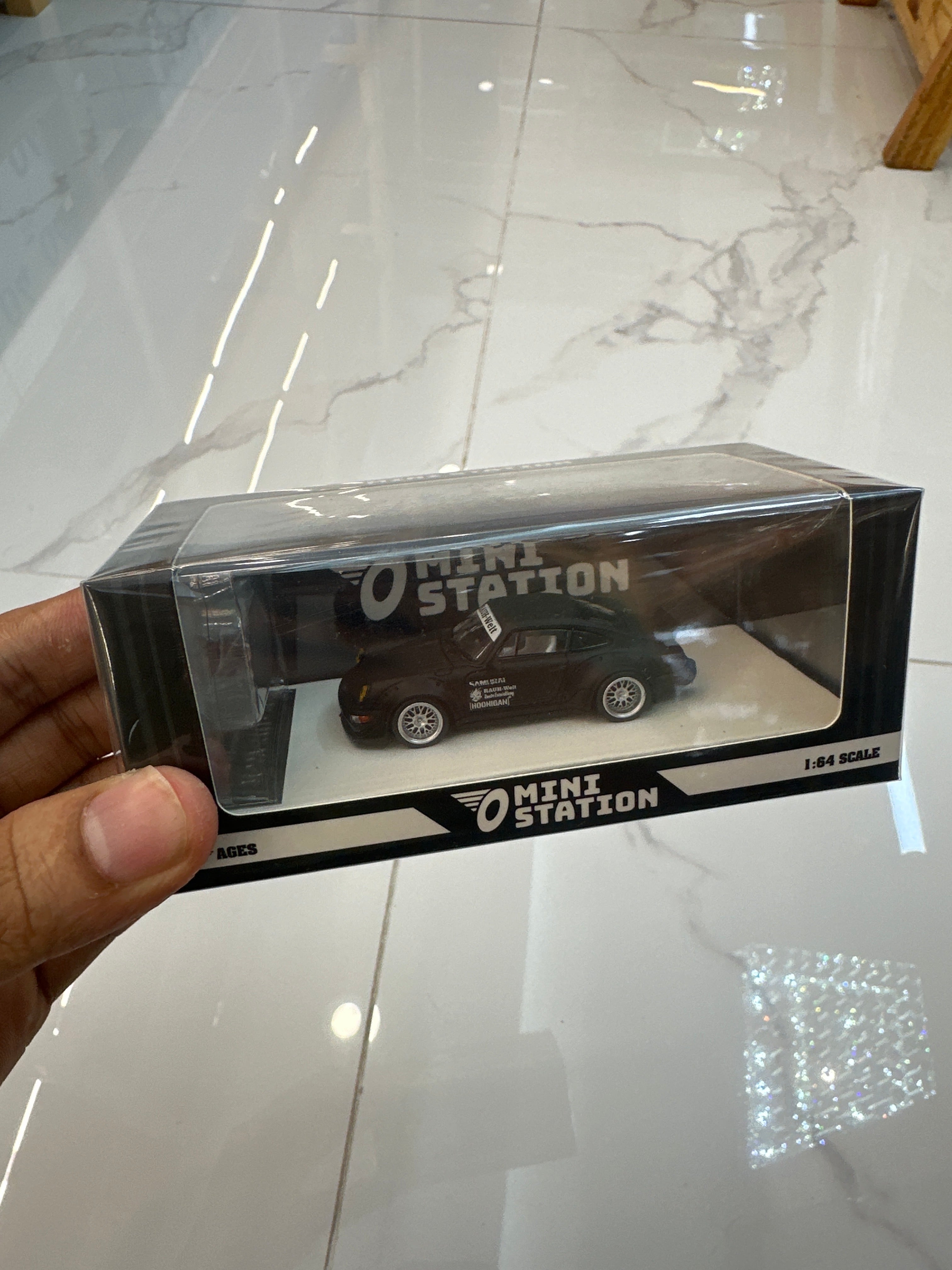 迷你车站 1/64 RWB 武士哑光黑