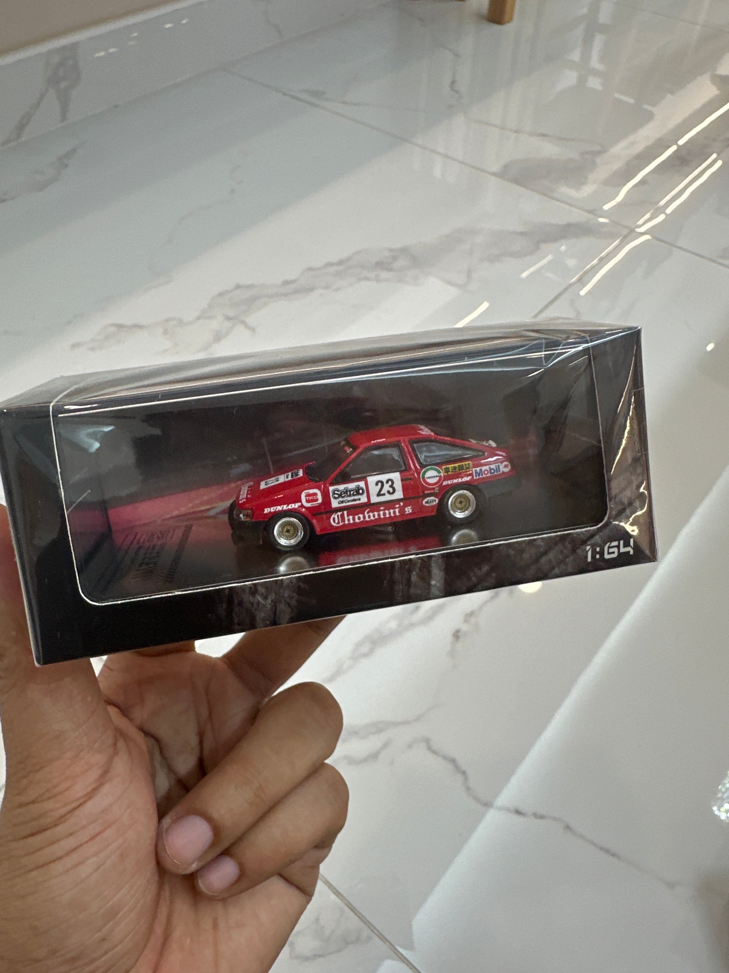 POP Race 1/64 Toyota Corolla AE86