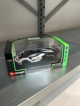 布拉戈 1/32 兰博基尼 Essence SCV12