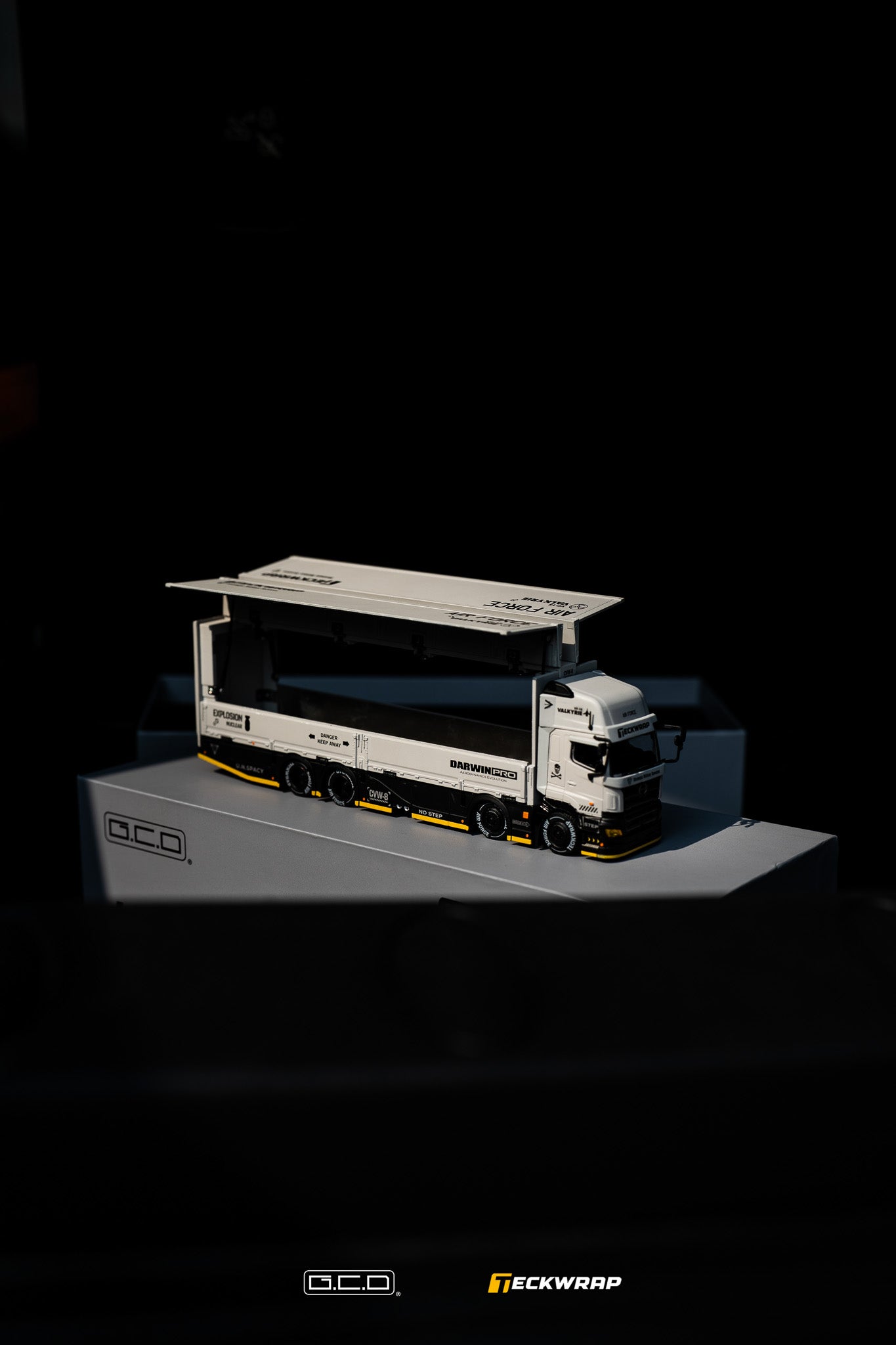 GCD 1:64 日野 PROFIA 700 战斗灰涂装 (DARWINPRO &TECKWRAP) 2018 KS-118-688