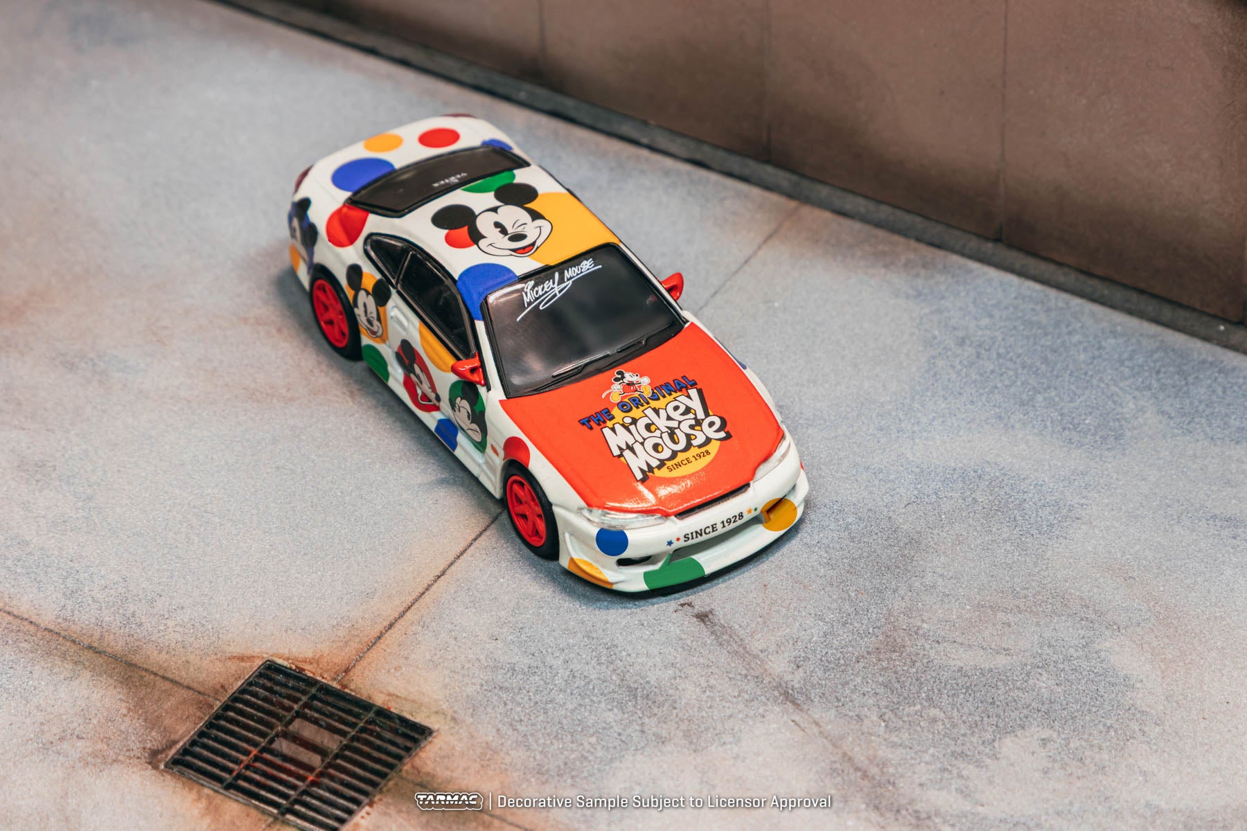 Tarmac Work 1/64 VERTEX Silvia (S 15) Mickey Mouse