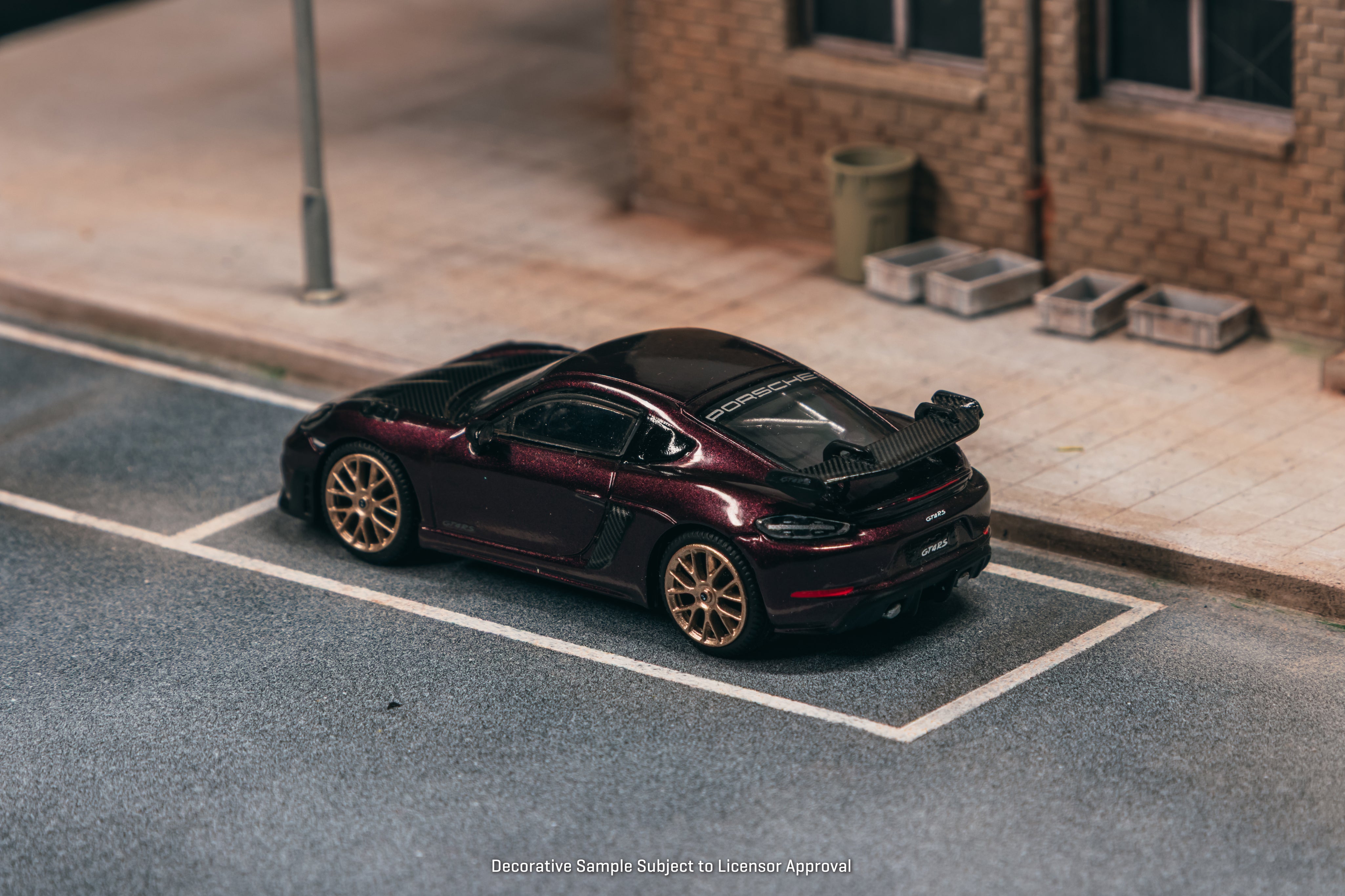 Tarmac Works - Porsche Cayman GT4RS Amethyst Metallic Purple