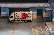 Tarmac Work 1/64 Mitsubishi Fuso Canter COCA- COLA