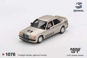 MINIGT 1/64 梅赛德斯-奔驰 190 E 2.3-16 #11 埃尔顿·塞纳 1984 纽博格林冠军赛 带人偶