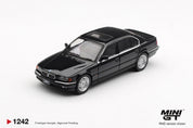 MINIGT 1/64 BMW 750IL Black Sapphire