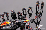 Oracle MINIGT 1/64 Red Bull Racing RB19 #1  Max Verstappen  2023 F1  2023 Japanese Grand Prix Pit Crew Set