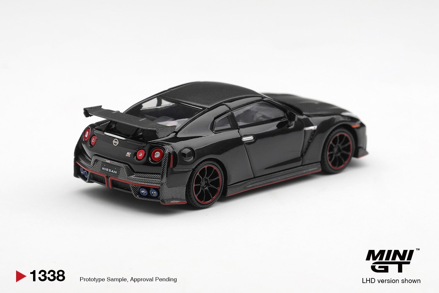 MINIGT 1/64 Nissan GT-R Nismo 2024 Black