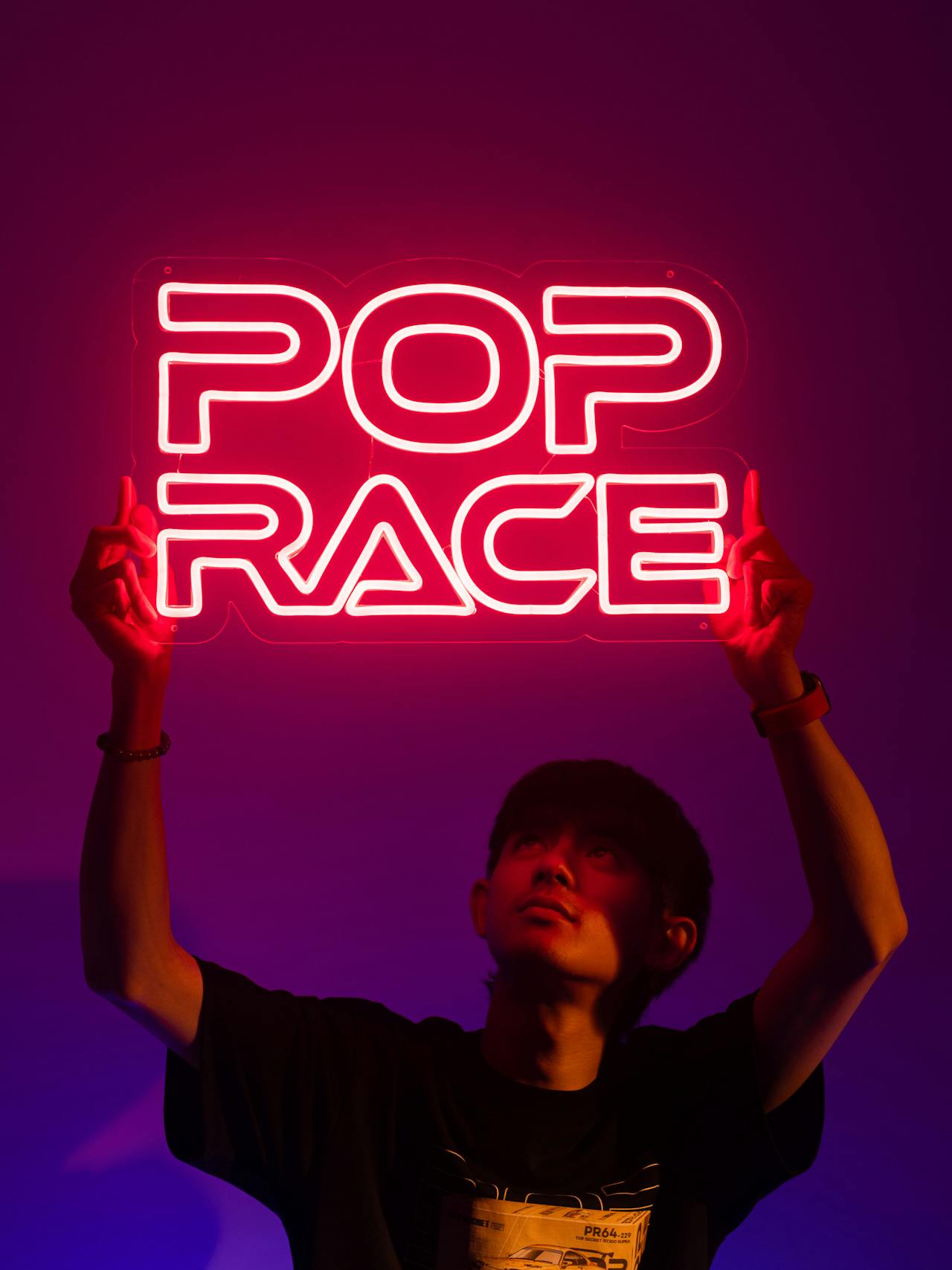 Premium POP Race 霓虹灯 50cm x 31cm