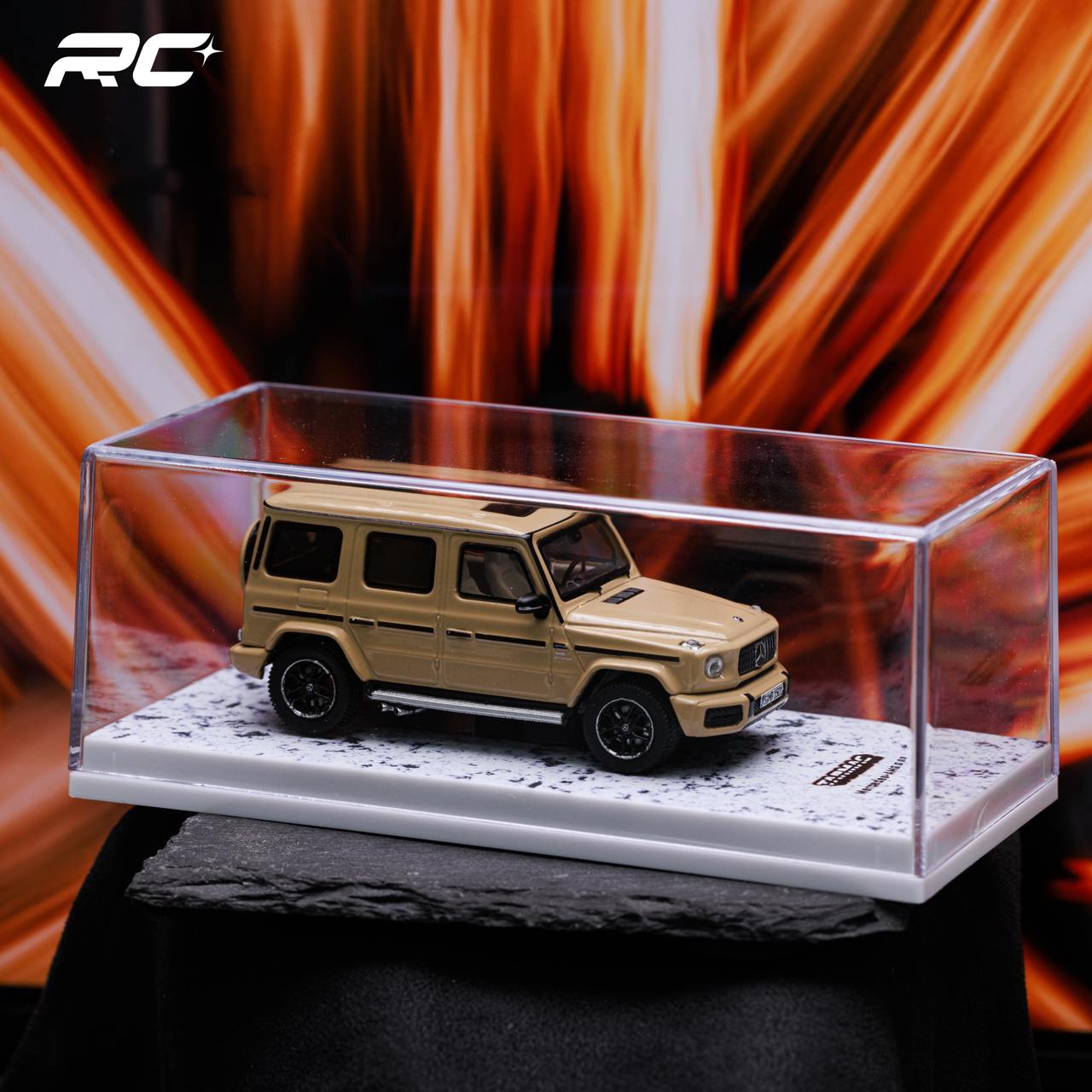 Tarmac Works 1/64 奔驰-AMG G 63 棕色 - ROAD64