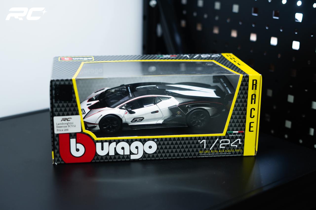 Burago 1/24 兰博基尼 Essenza SCV12 白色