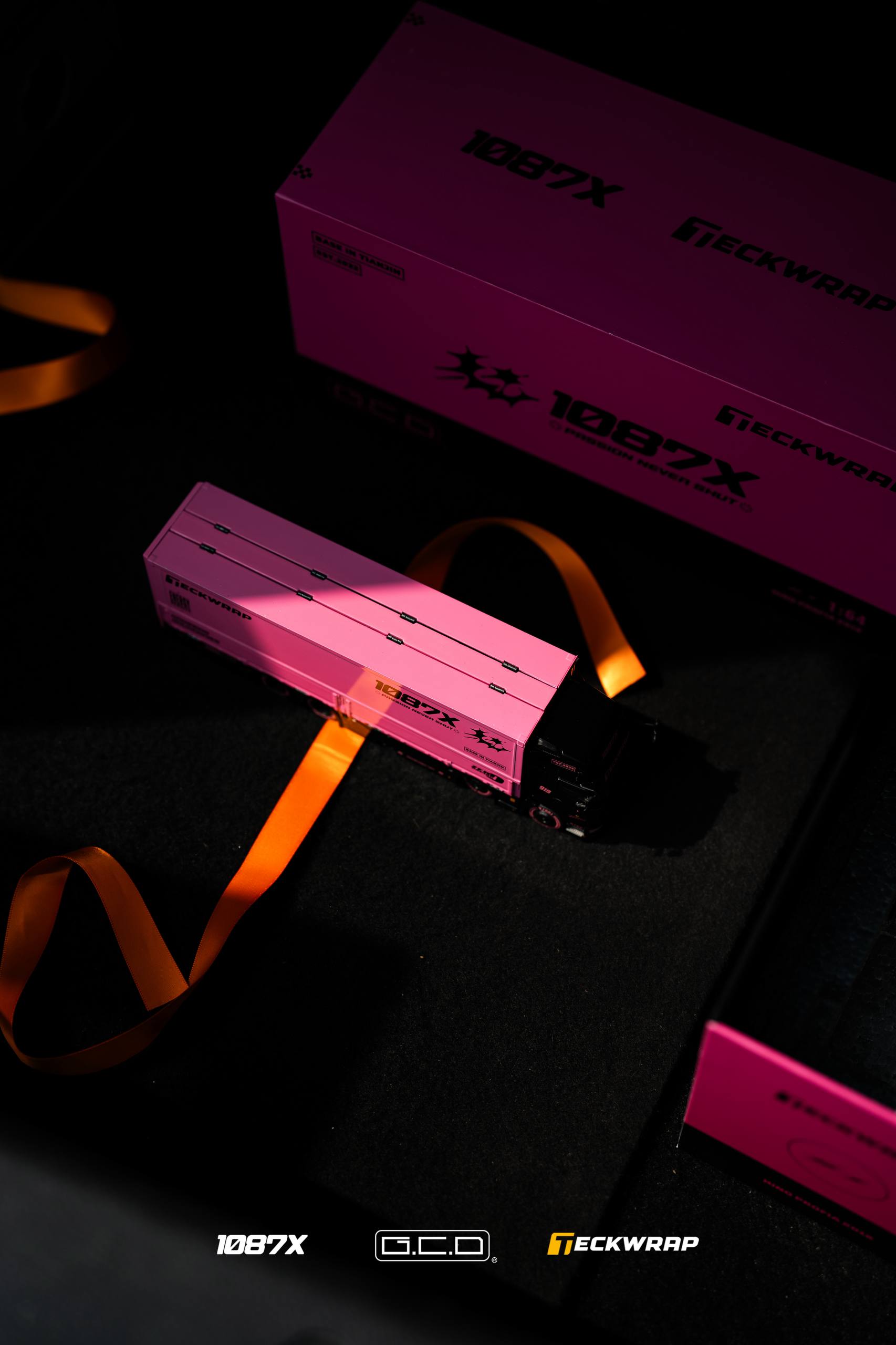 GCD 1/64 日野700 (1087X 涂装双授权版)