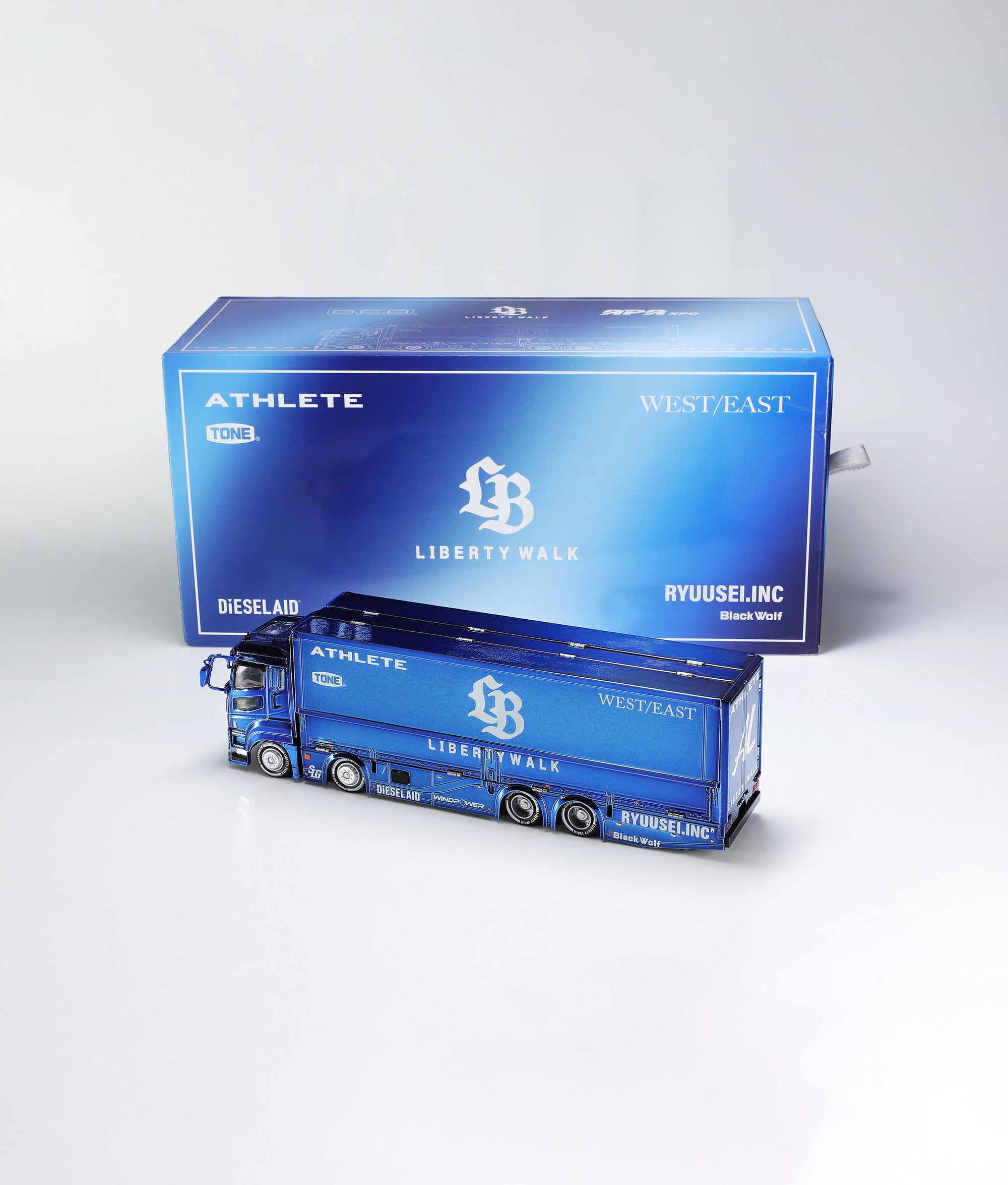 GCD 1:64 三菱扶桑 Super Great 运输车 LBWK APA xpo 特别限量版