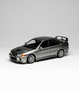 1/18 三菱蓝瑟Evolution IV,钢银色 - MOTORHELIX